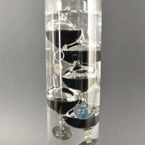 Galileo Thermometer 34 cm, zwarte vloeistofbollen